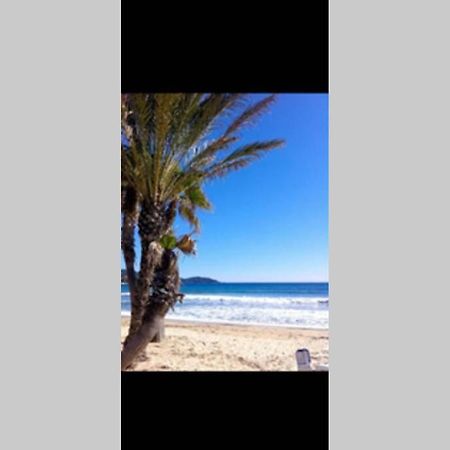 Au Petit Bonheur Vue Mer, Parking, 400M Plage Le Lavandou Exteriér fotografie